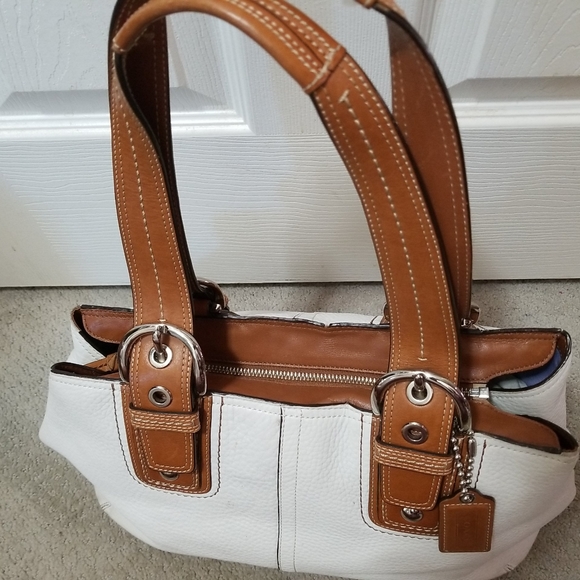 Coach Large Soho Off White Pebble Leather Tote Bag Handbag F13109. - Picture 2 of 13